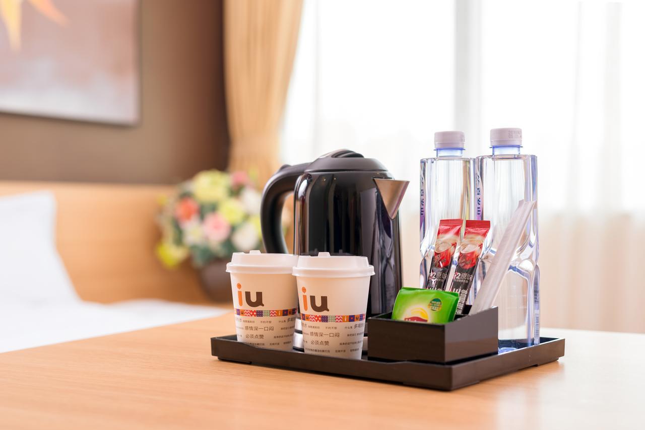 Iu Hotel Hezhou Bus Terminal Zewnętrze zdjęcie